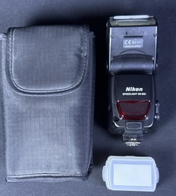 Nikon Speedlight SB-800 Camera Flash Excellent working condition. With case and diffuser. Measures 7