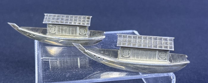 Vintage Japanese Sterling Silver Salt & Pepper Stamped Boats. With original wooden box measuring 3.5
