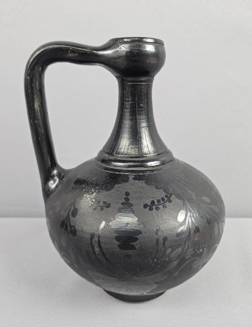 Vintage Pottery Hungarian Fazekas Nadudvar Istvan Wine Black Pitcher: Wine Black Pitcher 8 inches tall. Free from damage.