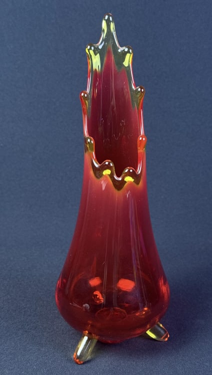 Vintage Red Orange Swung Drip Vase 10.5 inches tall. No cracks or chips.: 10.5 inches tall. No cracks or chips.
