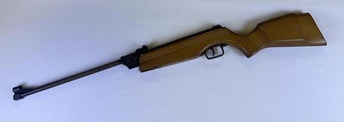 Vintage Daisy Model 120 Air Rifle Pellet Gun Some rust present. Dry fire works. Untested with