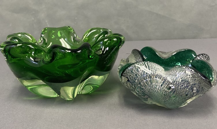 Murano Green Glass Catch All or Ashtray Bowls Two green glass catchall bowls, one with silver (1 of 5)