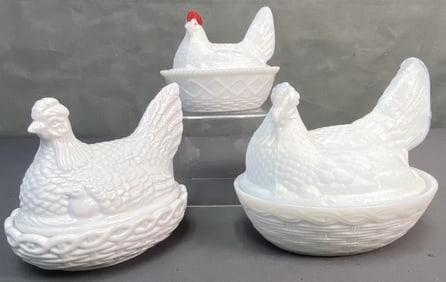 Ceramic & Glass White Chicken in Baskets Three chicken shaped trinket boxes, one ceramic and two