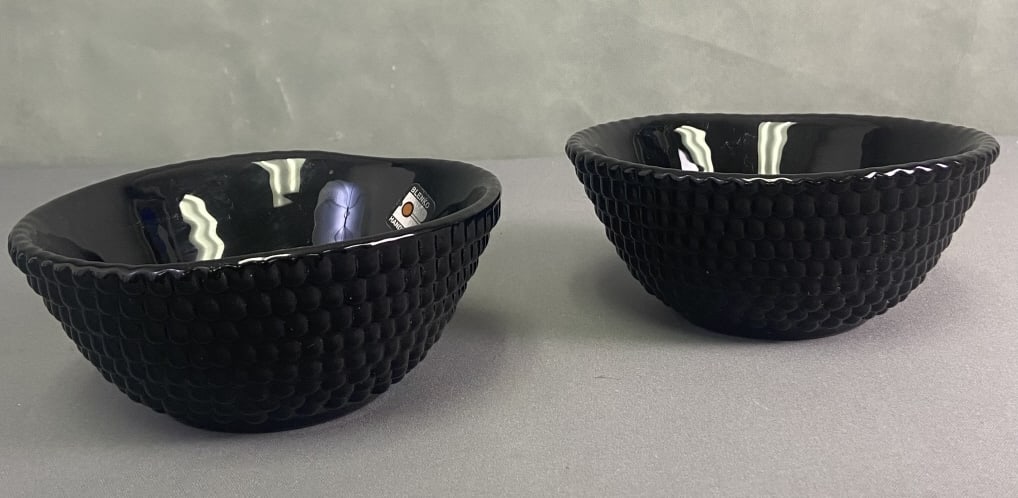 Blenko Hobnail Amethyst Glass Bowls Two dark purple glass bowls, both marked Blenko. Clean, no chips: Two dark purple glass bowls, both marked Blenko. Clean, no chips or cracks. Bowls are 5 3/4 inches in diameter, 2 1/4 inches tall.