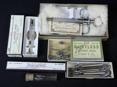 Vintage Glass Syringes & Hypodermic Needles 2 Syringes 2 boxes of needles, Spinal needle and small