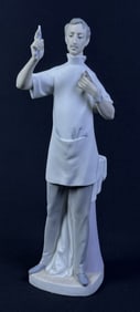 Lladro 4762 The Dentist Porcelain Figurine Matte Finish. 15.75 inches tall.   No cracks or chips.