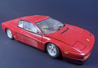 Pocher Ferrari Testarosa  1/8 Scale Metal Model Approximately 21.5 x 9 x 5.5 inches.  Some
