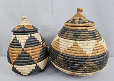 Pair of South African Handcrafted Zulu Baskets Measure 8-10 inches tall. Free from damage.