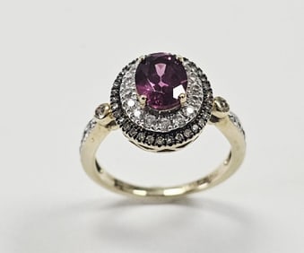 10K Oval Garnet & Champaign & White Diamond Ring Ring is a size 7 Ring weighs 3.6 Grams