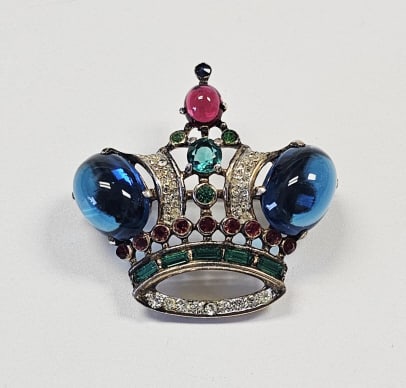 Vintage Sterling  Trifari rhinestone Crown Brooch 1955 TRIFARI Sterling Rhinestones CROWN (1 of 8)