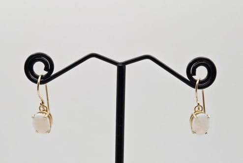 Vintage 14K Gold Opal Earrings Earrings Weigh 1.6 Grams (1 of 6)