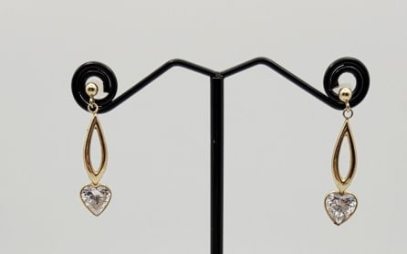 Vintage 14K Gold CZ Heart Earrings Earrings Weigh 1.5 Grams