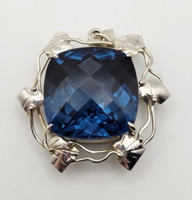 Sterling Silver Teal Crystal Pendant Pendant Weighs 23 Grams