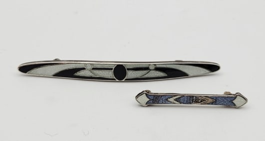 Vintage Art Nouveau Sterling Cloisonne Brooches Black Brooch Weighs 5.2 Grams