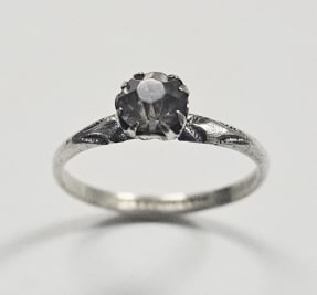 Vintage Etched Sterling Silver Crystal Ring Ring Weighs 1.1 Grams Size 6.5