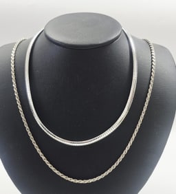 Collection of Sterling Silver Chains Chains Weigh 41.2 Grams Collectively