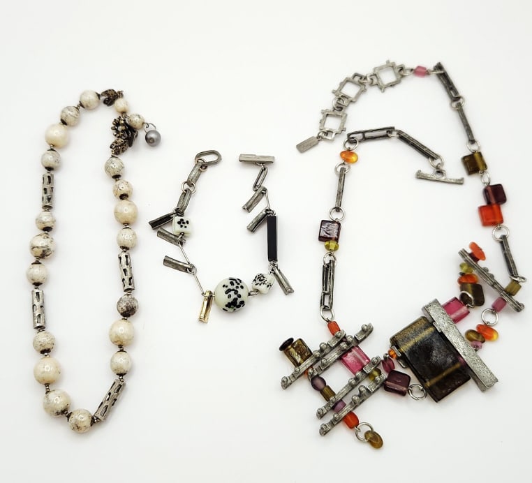 Miriam Haskill Natural Stone Choker Necklace Anne Marie Chagnon Modernist Metal & Glass Bracelet &: Marie Chagnon Modernist Metal & Glass Bracelet & Anne Marie Chagnon Brutalist Metal & Glass Necklace Stone necklace is 15". Brutalist necklace is 18". Bracelet is 7". Please see images for details reg