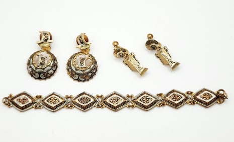 Vintage Gold Tone Damascene Geometric Link Bracelet Damascene Enamel Ship Clip Earrings & Gold Tone