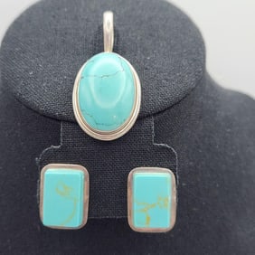 925 Sterling Silver Turquoise Pendant India & 925 Turquoise Earrings Mexico Lot weighs 31.4 grams.