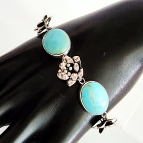 CFJ 925 Sterling Silver Flowers & Turquoise Bracelet Weighs 23.3 grams.