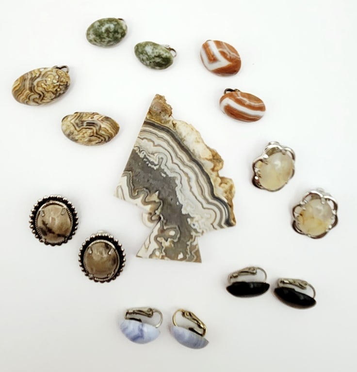 Crazy Lace Mexican Agate Silhouette Slab & Assorted Silver & Gold Tone Stone Earrings (1 of 17)