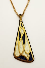 1969 Terra Sancta Guild Israel Brass Tone Dove Pendant Necklace Necklace is 24".