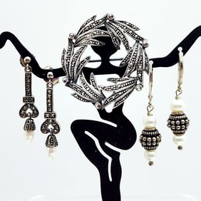 925 Sterling Marcasite Wreath Brooch Pin & 2 Pair Marcasite & Pearl Earrings