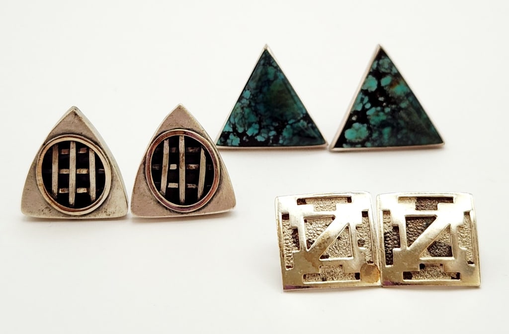 Lot of 3 Sterling Post Earrings Including Turquoise Lot weighs 20.5 grams.: Turquoise Lot weighs 20.5 grams.For the best shipping rates, please select "Self-Arranged." Once you've done this, you will automatically be added to Kellie's dedicated shipping department. No further