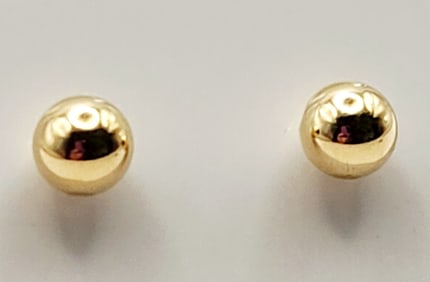 14K Yellow Gold Ball Stud Earrings Backs are 14K. Weighs 0.4 grams.