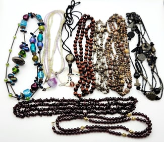 Lot of 9 Vintage Necklaces Necklaces as shown are: 34", 28", 36", 32", 43", 32", 66", 28" &