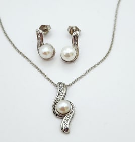 925 Sterling Silver Pearls & Rhinestone Pendant Necklace & Earrings