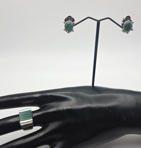 Vintage Sterling Silver Malachite Ring & Earrings Ring Weighs 5.4 Grams: Ring Weighs 5.4 Grams Size 6 Ring is Faux Malachite Earrings Weigh 3.8 Grams For the best shipping rates, please select "Self-Arranged." Once you've done this, you will automatically be added to Kelli