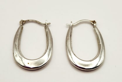 14K White Gold Small Hoop Earrings Weighs 0.4