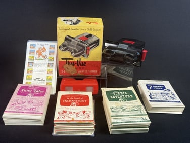 Vintage Tru-View 3D Lighted Viewer & Cards With original box. Many cards of various subject matter