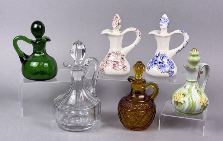 Vintage Glass Cruets Clear & Colored Glass 6 total standing between 4.5 and 6.5 inches tall.: 6 total standing between 4.5 and 6.5 inches tall. Free from cracks. See photos for further details.