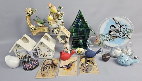Collection of Bird Themed Decorative Items Inc Royal Haeger Bird