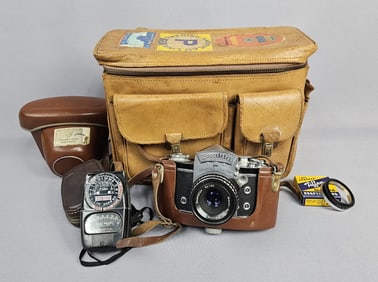 Vintage Exakta Varex IIa Camera 50mm Lens Case & Accessories