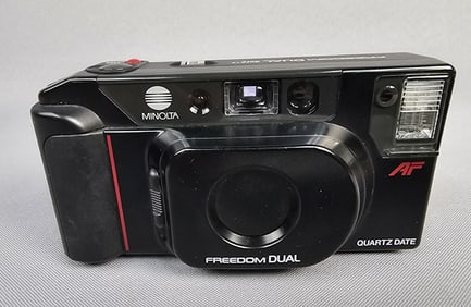 Minolta Freedom Dual Point & Shoot 35mm Film Camera