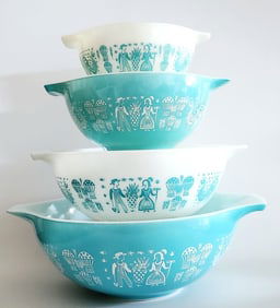 Vintage Pyrex Amish Butterprint Turquoise & White Cinderella Mixing Bowl Set
