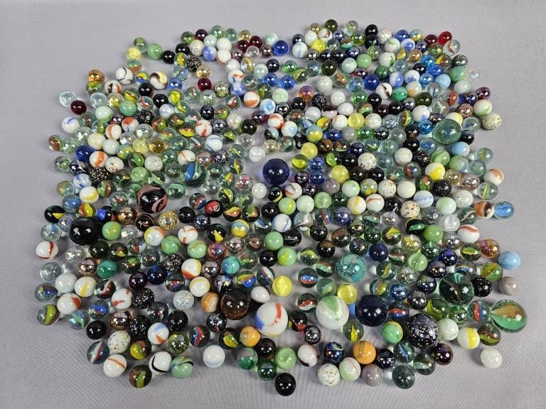 Large Mixed Lot Vintage Marbles Large Mixed Lot Vintage Marbles (1 of 8)