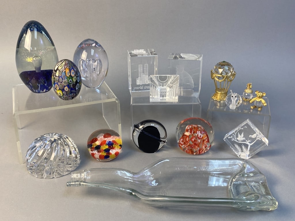 Collectible Glass and Crystals Inc Eickholt Includes: Paperweights, some signed; Etched pieces;: Includes: Paperweights, some signed; Etched pieces; Melted bottle spoon rest, 4 crystal figures. Snail has chipped antenna, bear and pineapple need bases glued. Sizes range from 1.5 inches tall to 5 i
