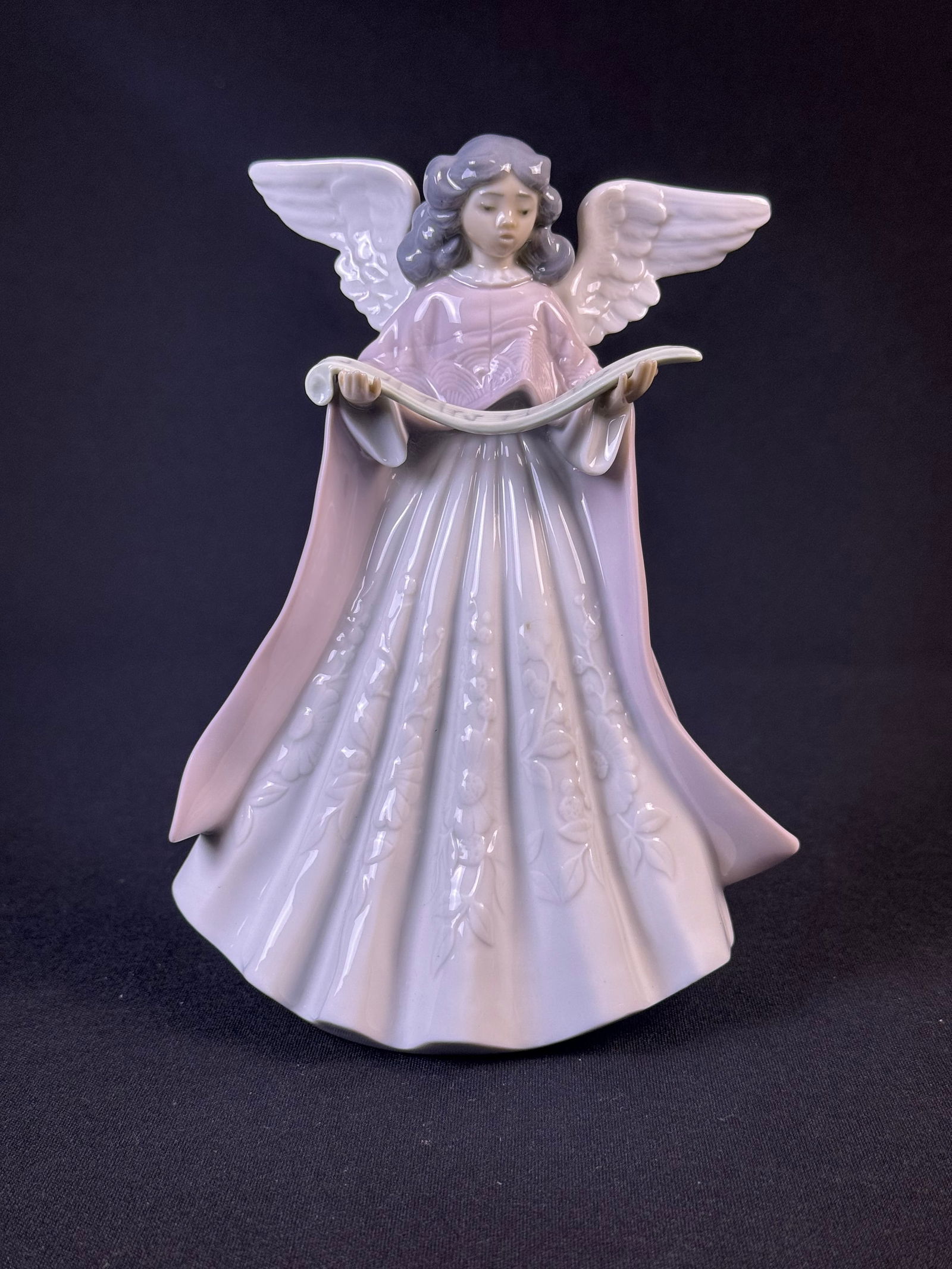Lladro Porcelain 'Singer Tree Topper' Angel Figurine, Model 5831 (1 of 6)