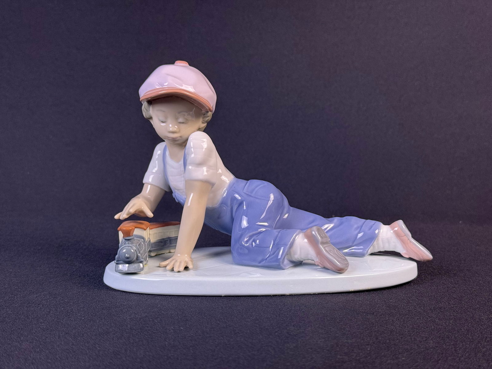 Lladro 'All Aboard' Porcelain Figurine, Model 7619, 1992 (1 of 7)