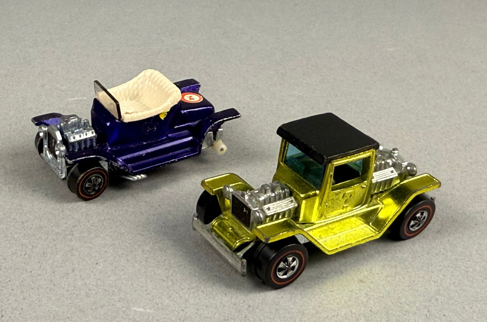 Hot Wheels Redline Die-Cast Cars 1970 Yellow T-4-2 & 1968 Metallic Purple Hot Heap (1 of 5)