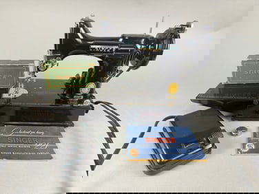 Vintage Singer 221 Featherweight Electric Sewing Machine with Case and Accessories