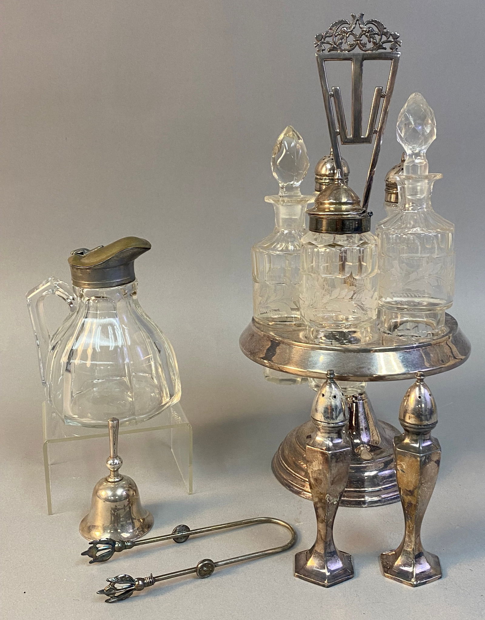 A Collection of Victorian Silverplate and Glass Tableware, including a Cruet Set (1 of 9)