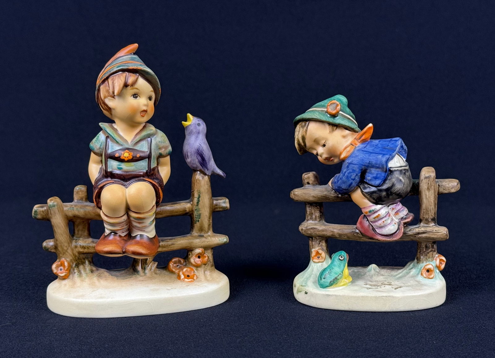 Pair of Goebel M.I. Hummel Figurines, Wayside Harmony Retreat To Harmony (1 of 8)