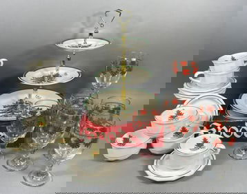 A Collection of Pfaltzgraff 'Christmas Tree' Dinnerware and Assorted Christmas Serveware