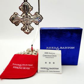 Reed & Barton 2000 Annual Christmas Cross Sterling Silver Ornament 18.3 Grams