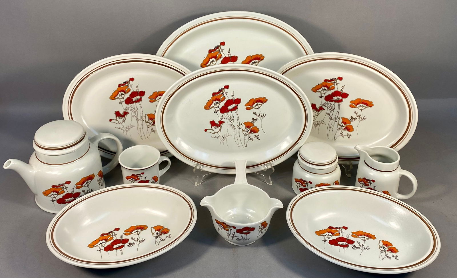 A Collection of Royal Doulton Fieldflower Lambethware Dinnerware, Dated 1976 (1 of 8)